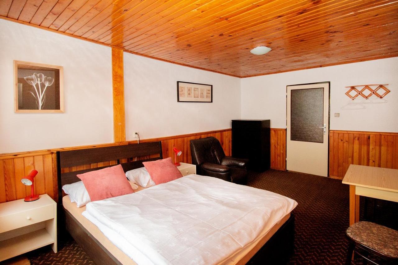 Obri Sud Lazne Libverda Hotel Luaran gambar